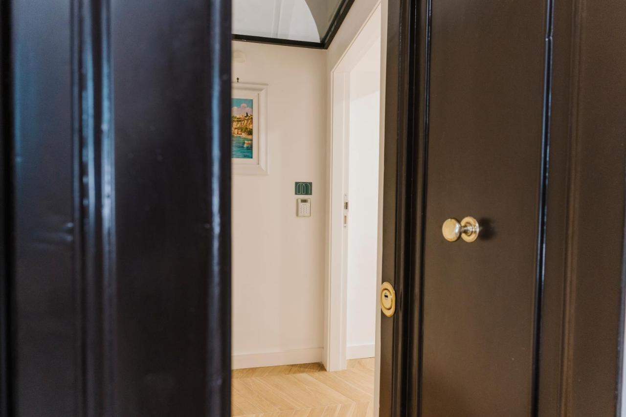 Mimì Room Castellammare di Stabia Ngoại thất bức ảnh